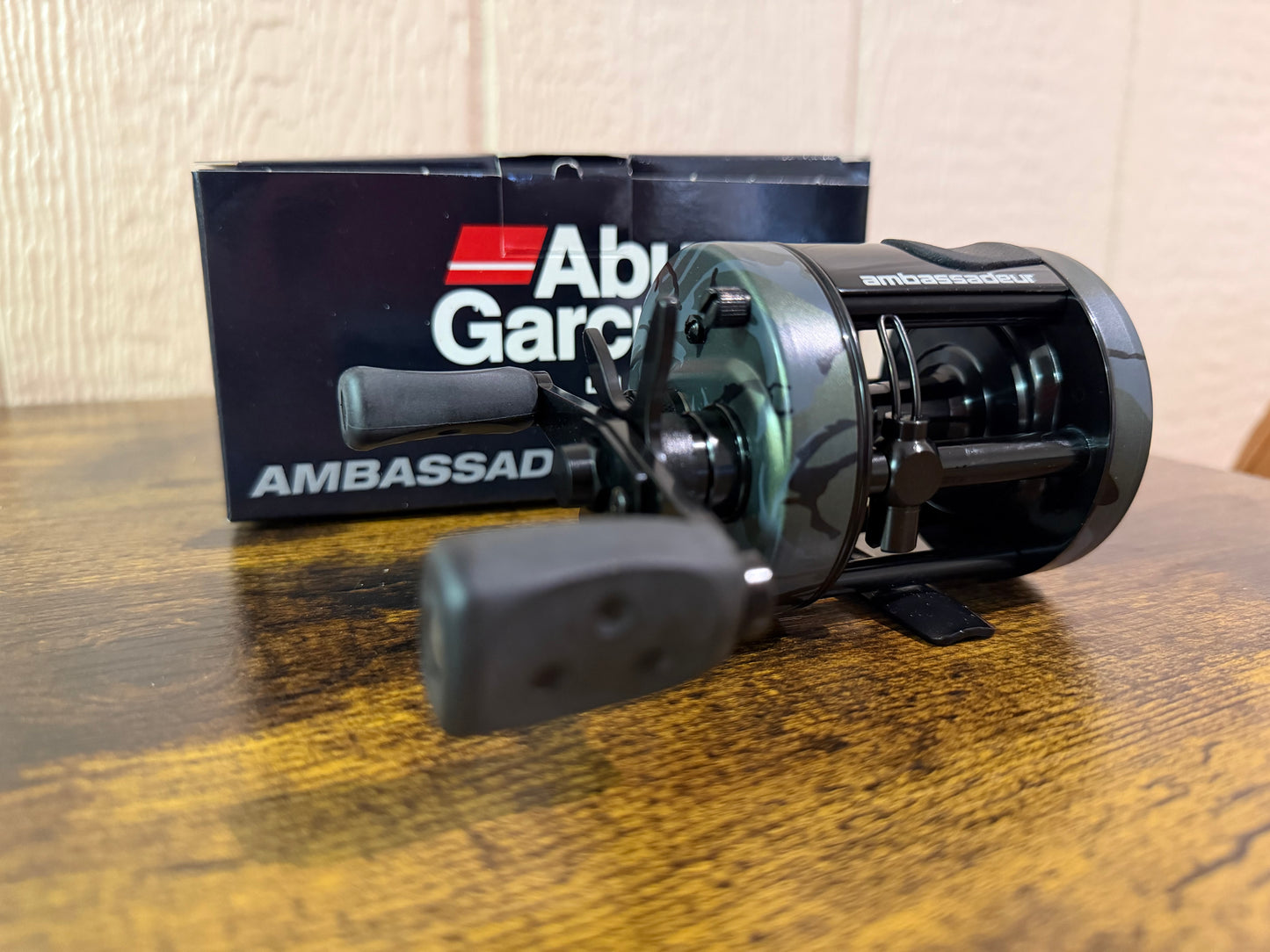 ABU GARCIA ROCKET 6500 - CAMO