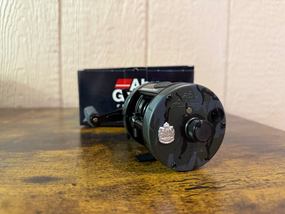 ABU GARCIA ROCKET 6500 - CAMO